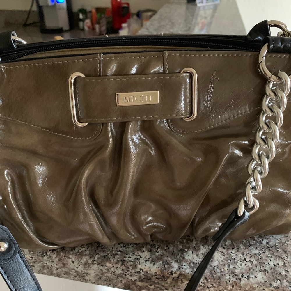 Handbag